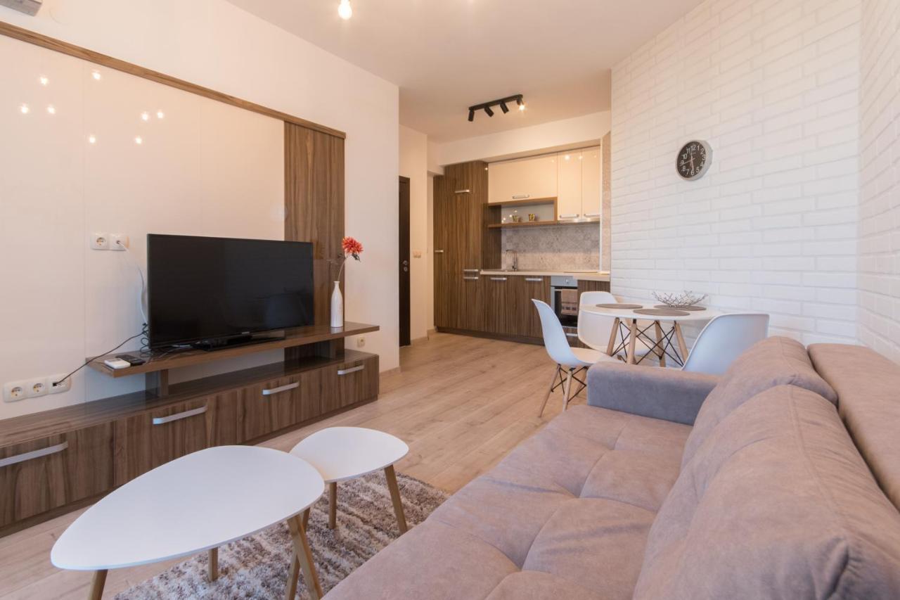 City Apartments Triumph ヴァルナ エクステリア 写真