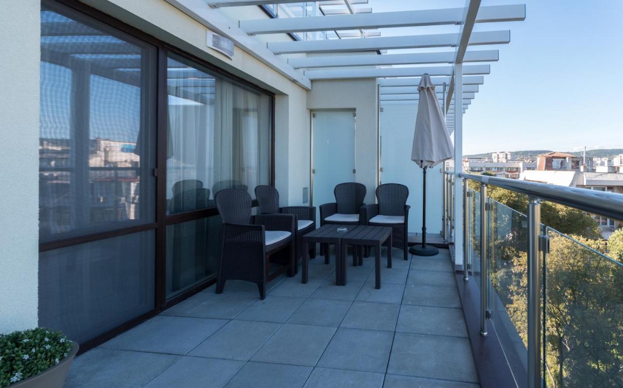 City Apartments Triumph ヴァルナ エクステリア 写真