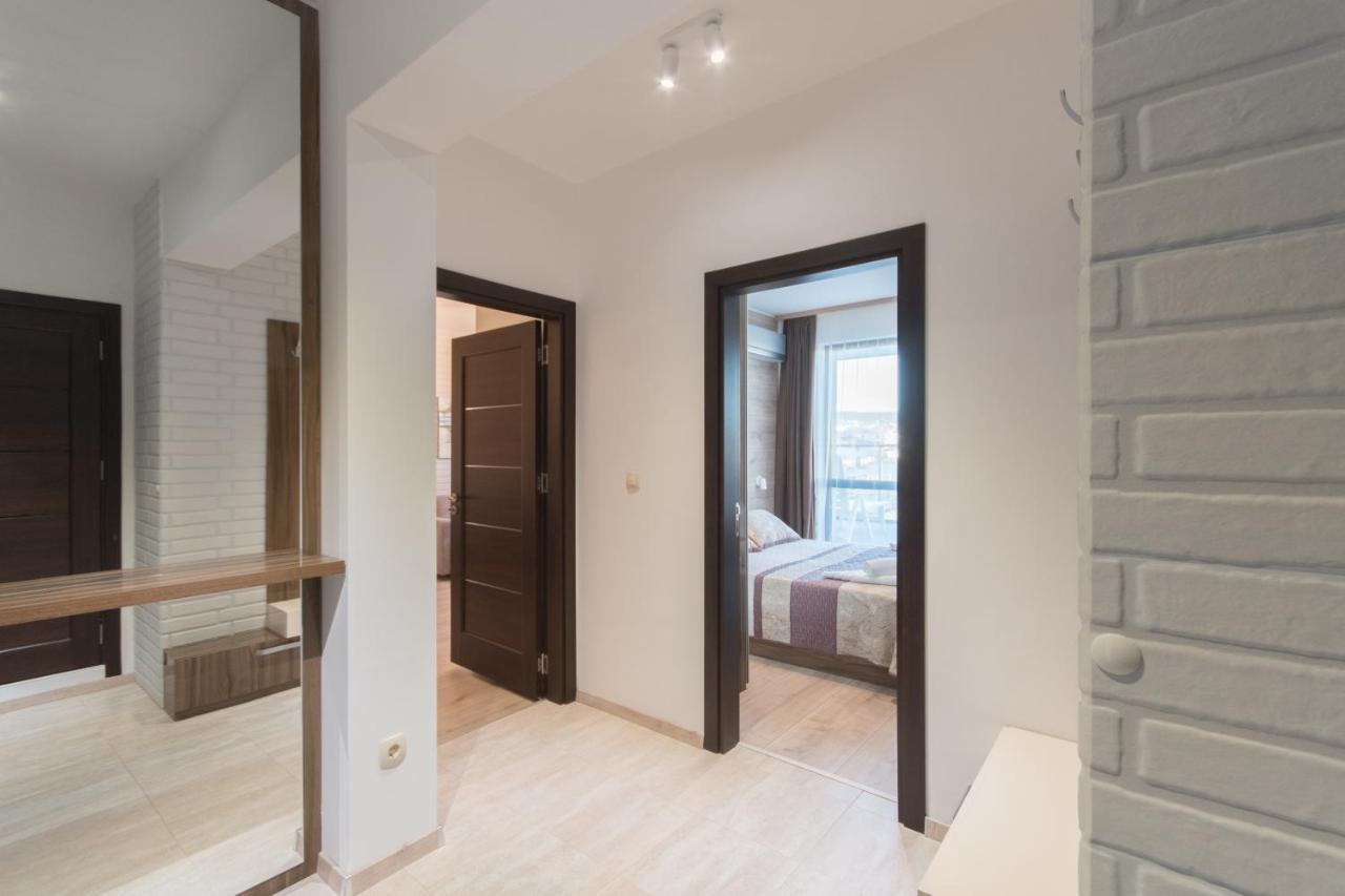 City Apartments Triumph ヴァルナ エクステリア 写真